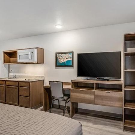 Woodspring Suites Detroit 파밍턴힐스 외부 사진
